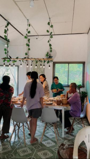 Positive Energy Homestay and Guide in Chiangkhan